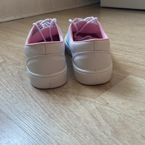 North Star Women’s Lace White Sneakers Bata Shoes Size 37/6.5 - Picture 8 of 8